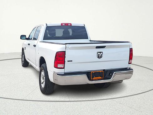 Used 2022 RAM 1500 Classic SLT image 4