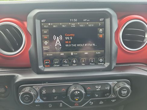 Used 2020 Jeep Gladiator Mojave AWD/4WD image 25