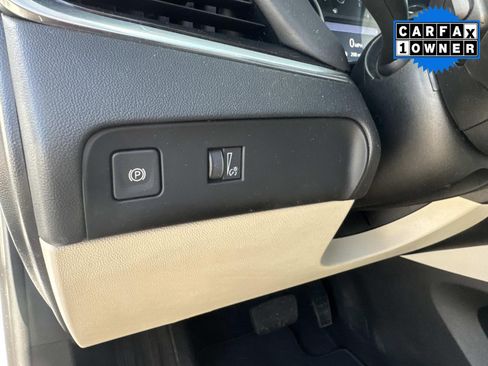 Used 2023 Buick Enclave Essence image 35