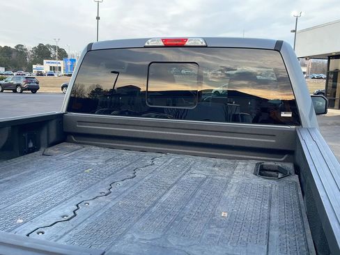 Used 2019 Ford F150 Lariat image 16