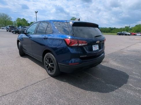 Used 2022 Chevrolet Equinox LS w/ LS Convenience Package FWD image 29
