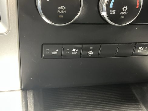 Used 2012 RAM 1500 Sport w/ Remote Start & Security Group image 18