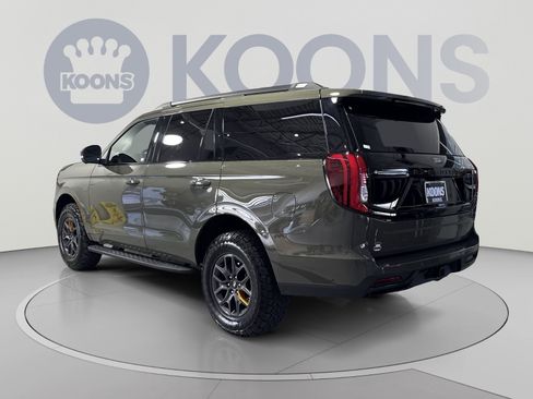 Used 2025 Ford Expedition Tremor AWD/4WD image 8
