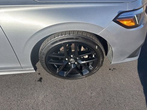 Used 2023 Honda Civic Sport image 10