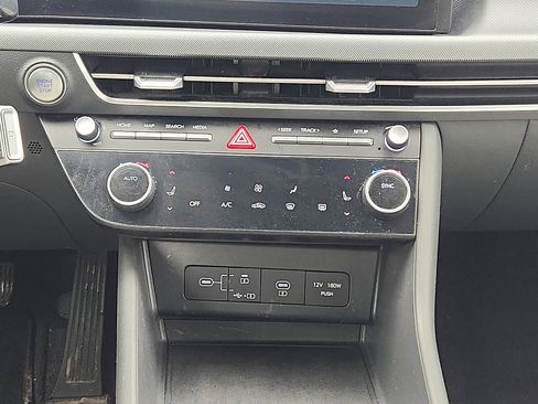 Used 2024 Hyundai Sonata SEL AWD/4WD image 18