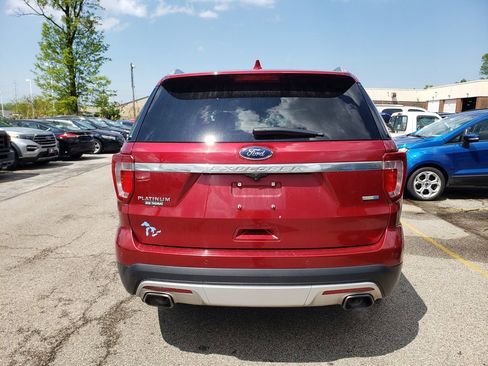 Used 2017 Ford Explorer Platinum AWD/4WD image 4