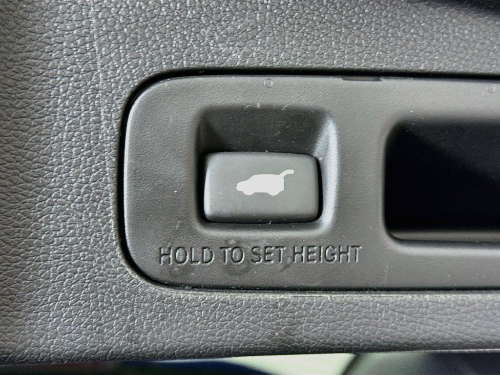 Used 2020 Honda CR-V Touring image 30