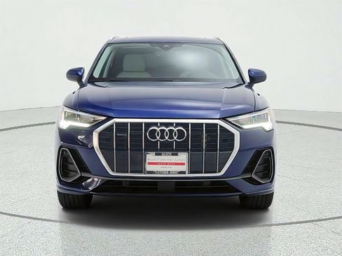 Used 2025 Audi Q3 2.0T Premium Plus AWD/4WD image 2