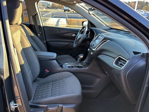 Used 2023 Chevrolet Equinox LT image 10