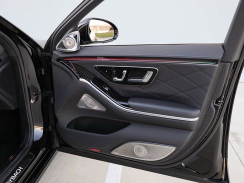 Used 2022 Mercedes-Benz Maybach S 580 4MATIC image 23