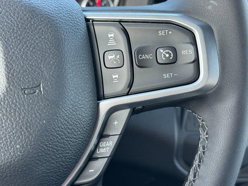 New 2026 RAM 2500 Big Horn AWD/4WD image 13