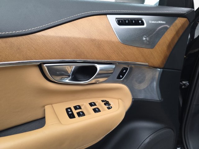 Used 2018 Volvo XC90 T6 Inscription w/ Convenience Package AWD/4WD image 27