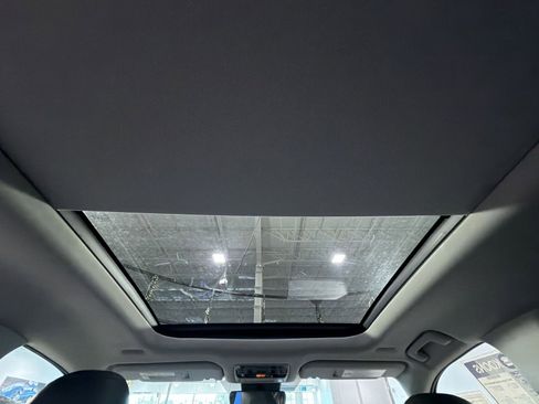 Used 2024 Toyota Grand Highlander AWD image 28