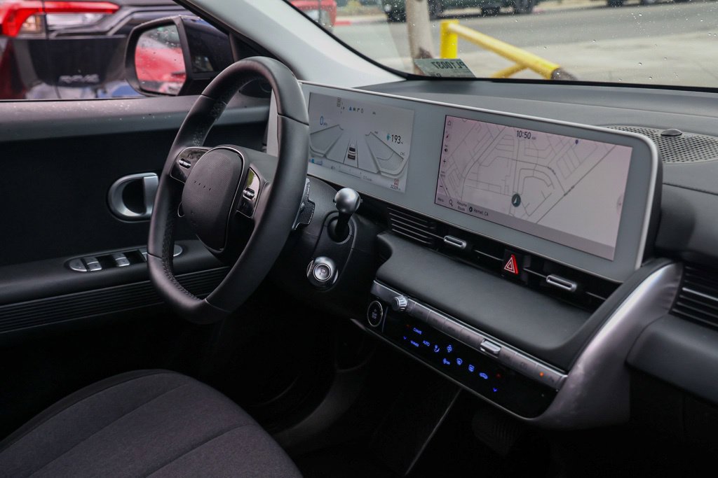 Used 2024 Hyundai Ioniq 5 SEL RWD image 21