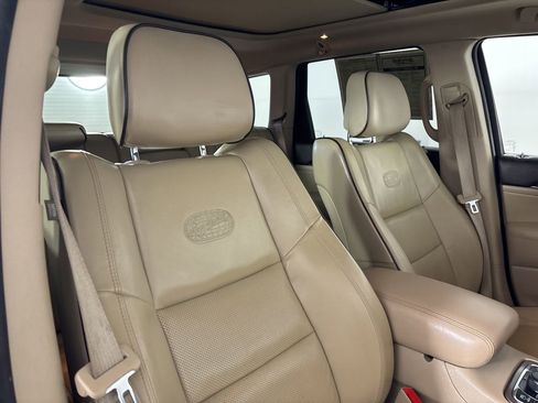 Used 2021 Jeep Grand Cherokee Overland image 29
