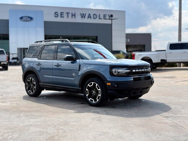 Used 2024 Ford Bronco Sport Outer Banks w/ Tech Package AWD/4WD image 1