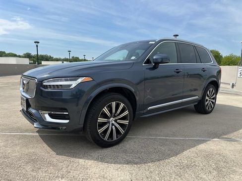 Certified 2023 Volvo XC90 B6 Plus AWD/4WD image 4