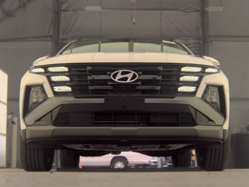 Used 2025 Hyundai Tucson SEL AWD/4WD image 4