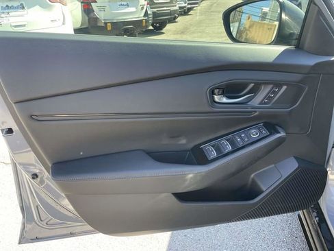 Used 2025 Honda Accord Touring image 11