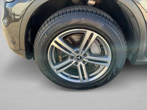 Used 2022 Mercedes-Benz GLC 300 GLC 300 image 10