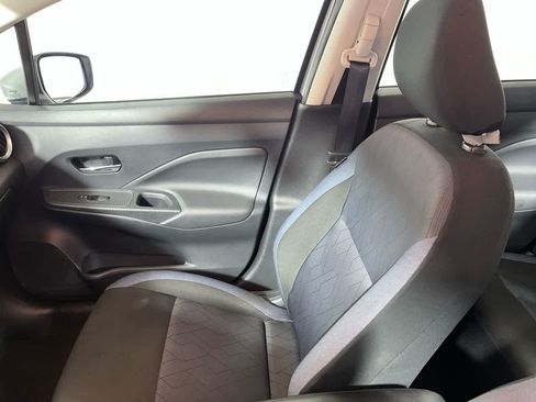 Used 2025 Nissan Versa SV FWD image 25