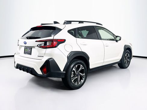Used 2024 Subaru Crosstrek 2.0i Premium image 9