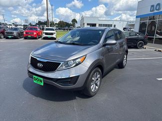 Used 2016 Kia Sportage LX image 1