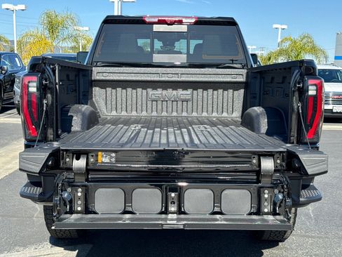 New 2025 GMC Sierra 2500 AT4 w/ AT4 Premium Plus Package image 11