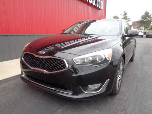 Used 2014 Kia Cadenza Premium w/ Luxury Package FWD image 11