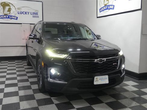 Used 2022 Chevrolet Traverse RS w/ LPO, Floor Liner Package AWD/4WD image 5