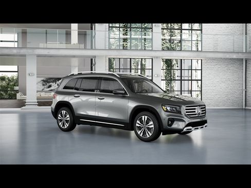 New 2026 Mercedes-Benz GLB 250 4MATIC image 7