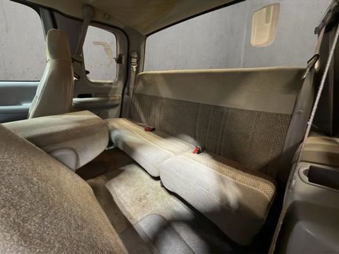 Used 1997 Ford F150 XLT image 17