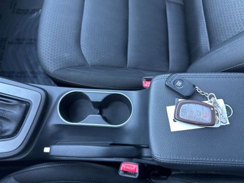 Used 2017 Hyundai Elantra Value Edition image 28