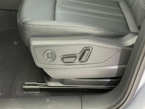 New 2025 Audi Q5 Premium Plus image 15