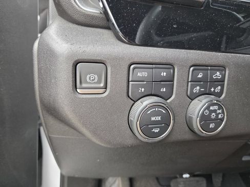 Used 2024 Chevrolet Silverado 2500 High Country w/ Z71 Off-Road Package AWD/4WD image 22