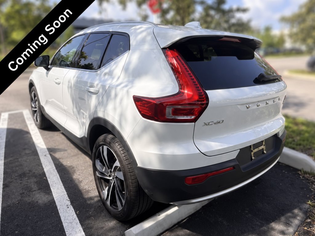 Certified 2024 Volvo XC40 B5 Ultimate w/ Protection Package Premier AWD/4WD image 6