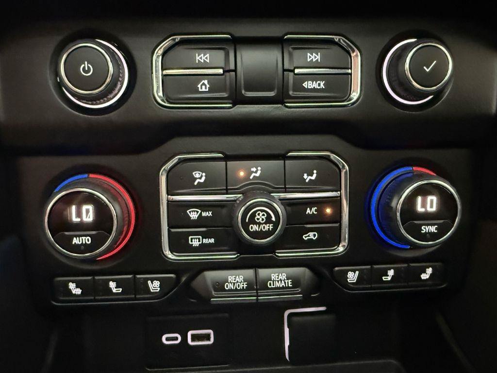 Used 2024 Chevrolet Tahoe High Country AWD/4WD image 19