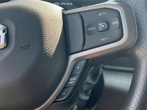 Used 2024 RAM 2500 Tradesman w/ Chrome Appearance Group image 29