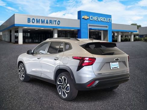 New 2026 Chevrolet Trax RS w/ Driver Confidence Package image 3