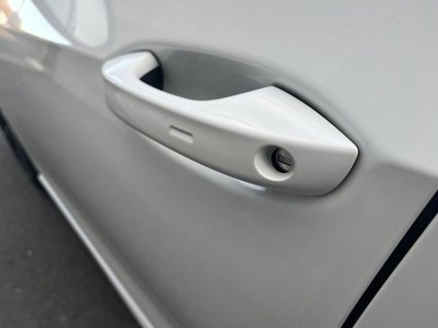 Used 2023 Volkswagen Golf 20th Anniversary Edition image 12