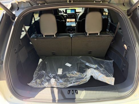 New 2026 Lincoln Aviator Black Label AWD/4WD image 17