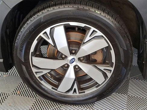 Used 2021 Subaru Forester Touring image 10