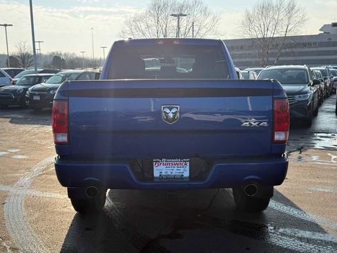 Certified 2016 RAM 1500 Express w/ Popular Equipment Group image 5