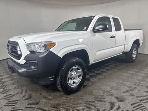 Used 2021 Toyota Tacoma SR image 9
