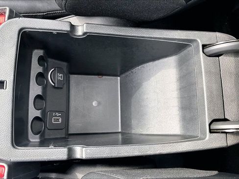 Used 2019 Jeep Cherokee Trailhawk image 33