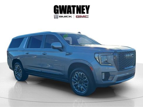 Used 2024 GMC Yukon XL Denali Ultimate image 8