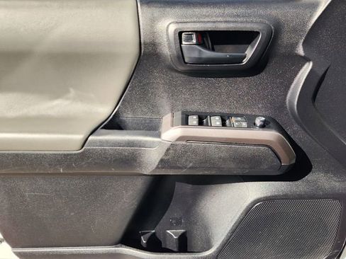 Used 2023 Toyota Tacoma SR5 image 22