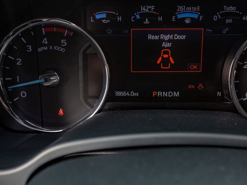 Used 2022 Ford F350 Lariat w/ Lariat Ultimate Package image 21