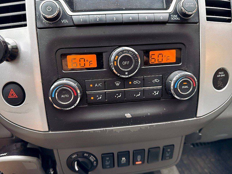 Used 2016 Nissan Frontier SV w/ SV Value Truck Package AWD/4WD image 15