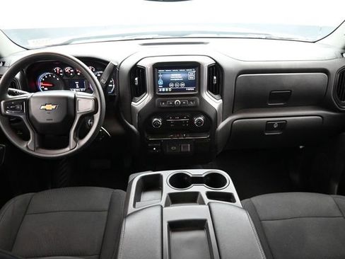 Used 2019 Chevrolet Silverado 1500 Custom w/ Custom Value Package image 25